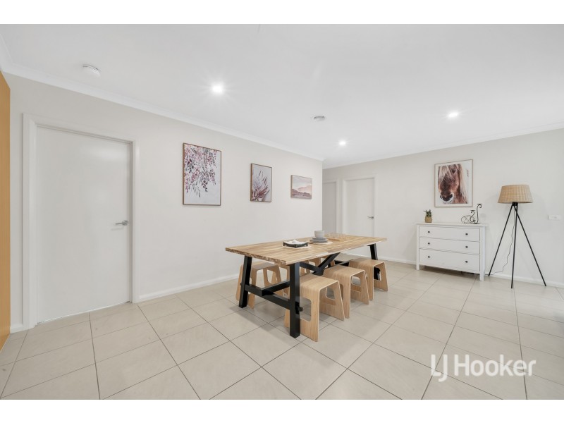 14 Hayward Street, Point Cook VIC 3030