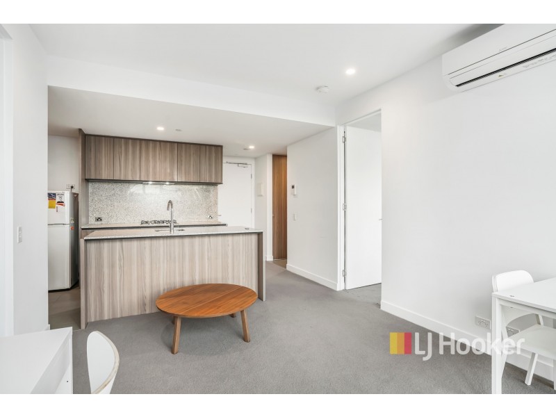 1411/160 Victoria Street, Carlton South VIC 3053