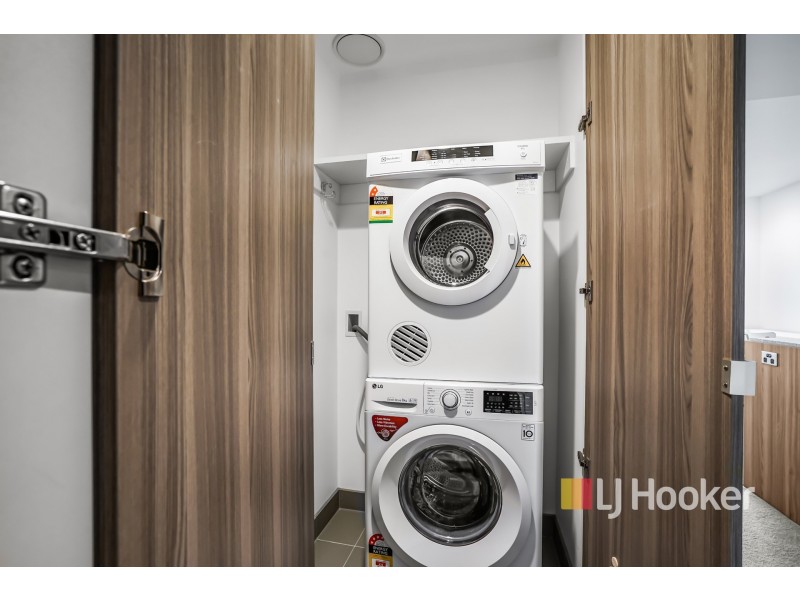 1411/160 Victoria Street, Carlton South VIC 3053