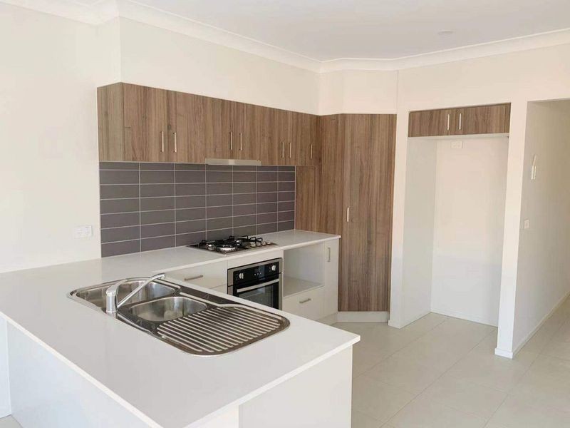 10 Whitestone Road, Point Cook VIC 3030