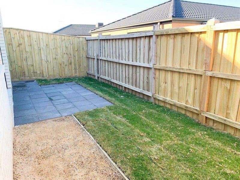 10 Whitestone Road, Point Cook VIC 3030