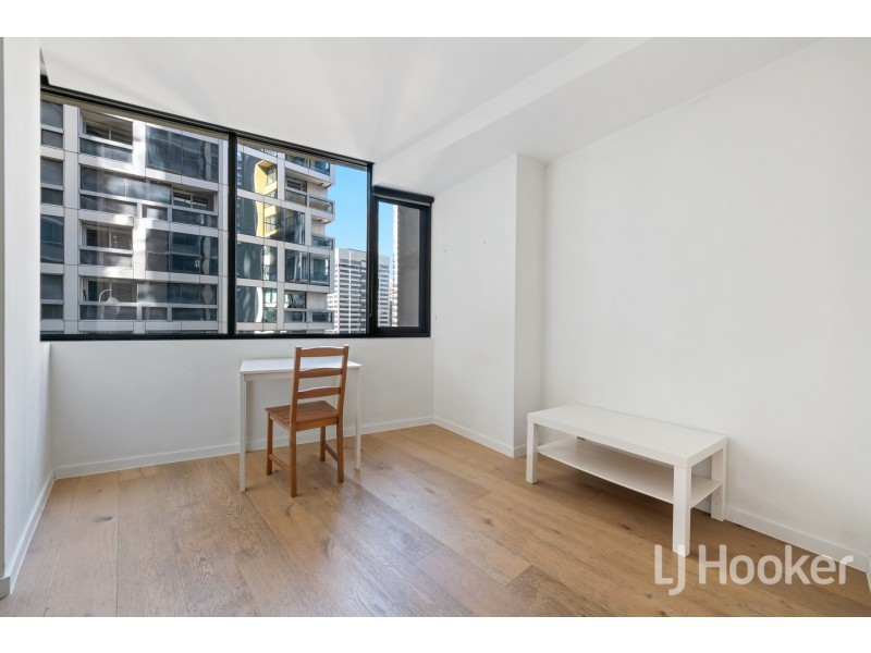 2401/33 Rose Lane, Melbourne VIC 3000