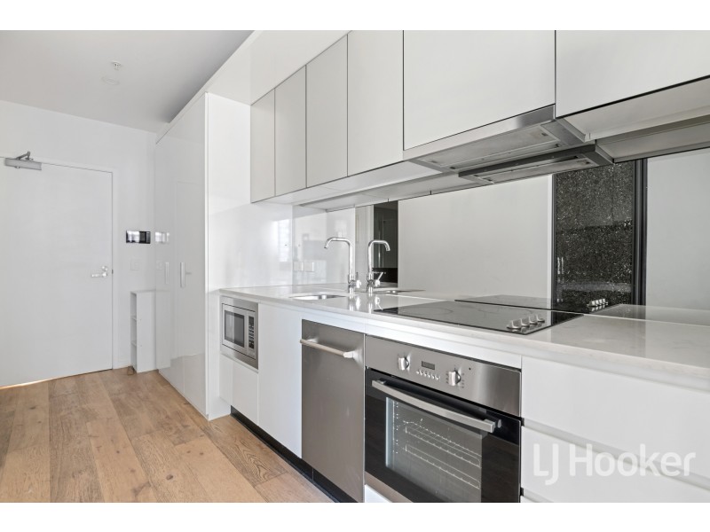 2401/33 Rose Lane, Melbourne VIC 3000