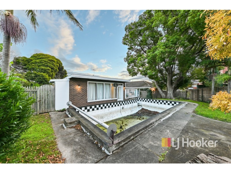 6 Le Mans, Doncaster VIC 3108