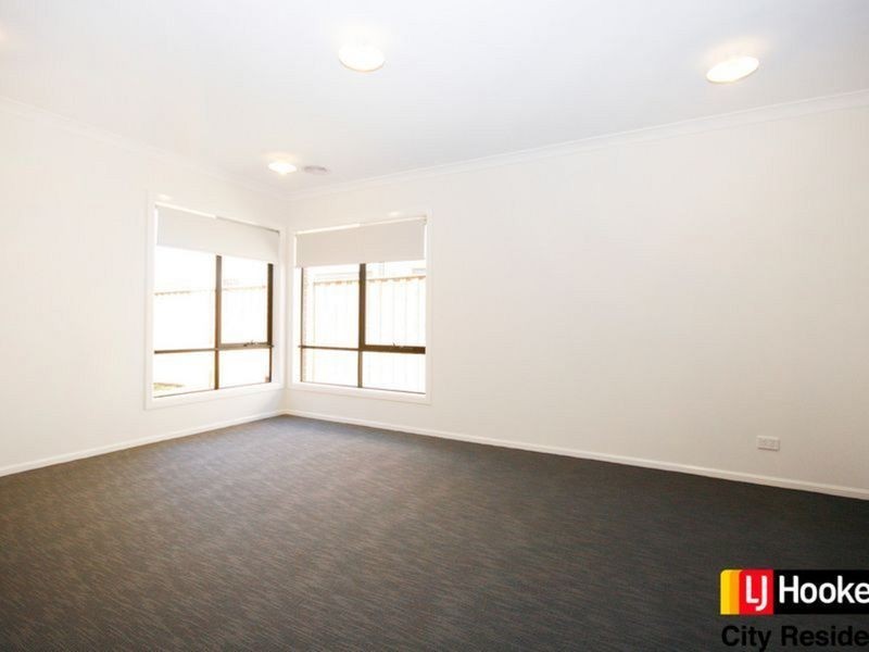 11 Balbo Way, Williams Landing VIC 3027