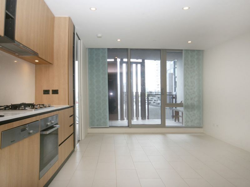 603S/227 Toorak Road, South Yarra VIC 3141