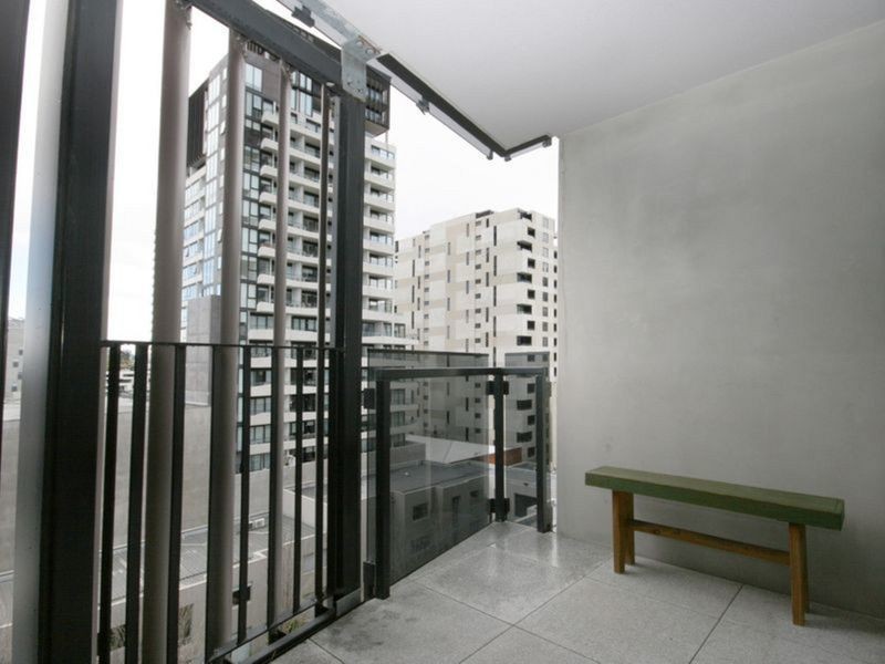 603S/227 Toorak Road, South Yarra VIC 3141