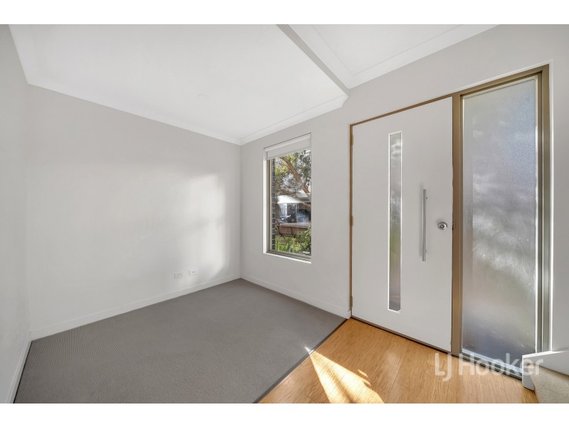 2 Rosella Walk, Thornbury VIC 3071