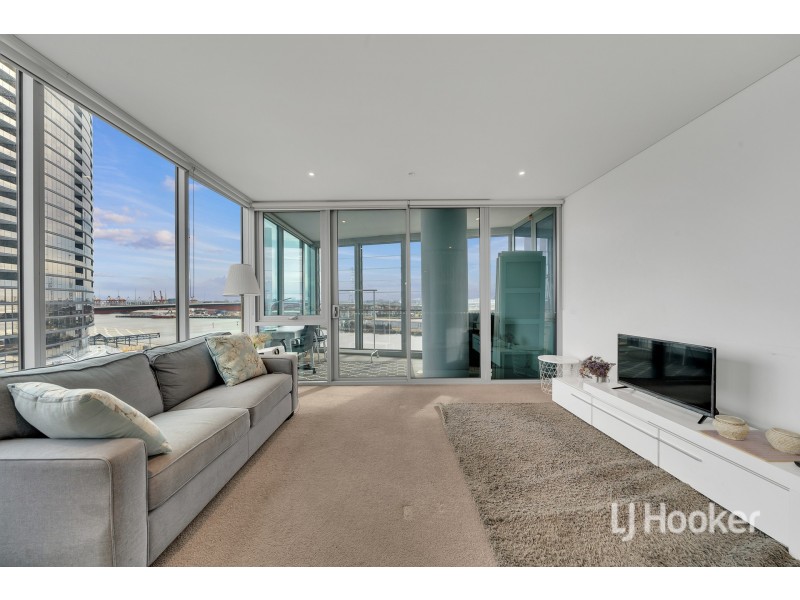1101/81 South Wharf Drive, Docklands VIC 3008