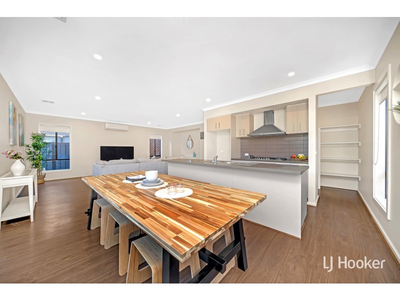 9 Betinick Road, Truganina VIC 3029