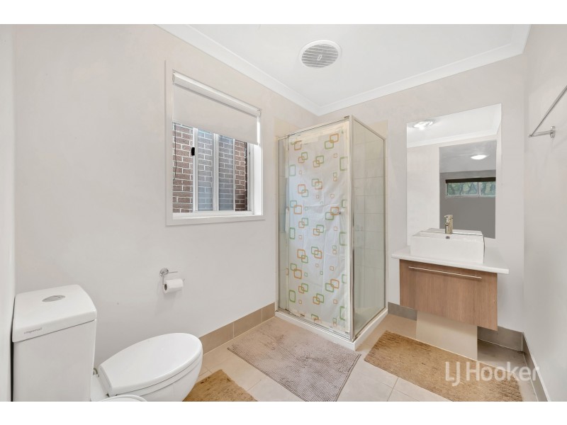 10 Warunda Parade, Point Cook VIC 3030