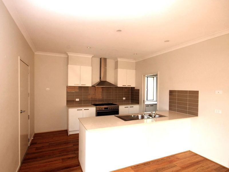 5 Savile Place, Narre Warren VIC 3805