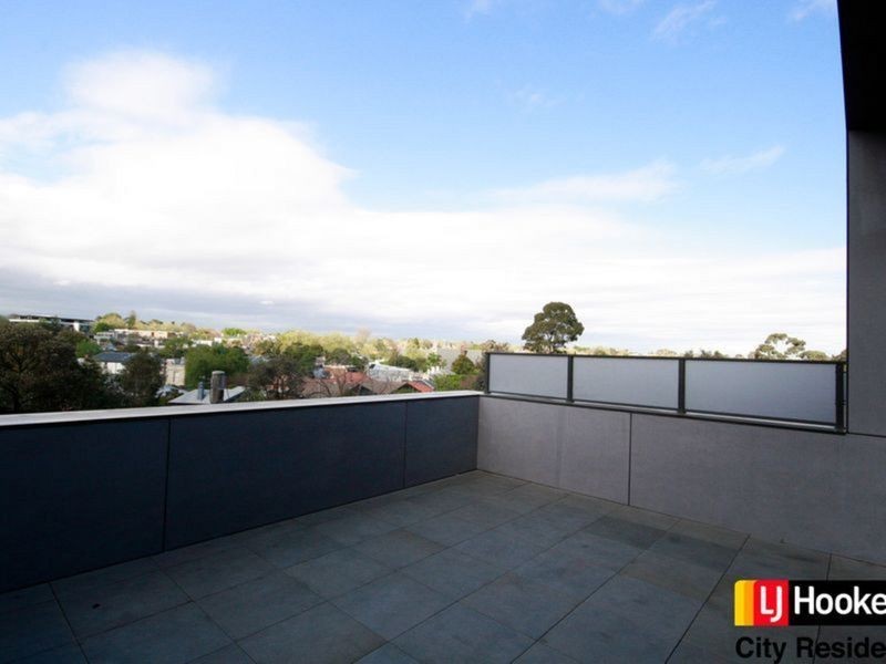 14 Periwinkle Place, Armadale VIC 3143