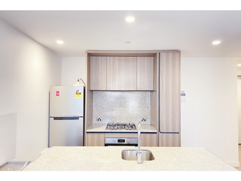 2008/160 Victoria Street, Carlton VIC 3053