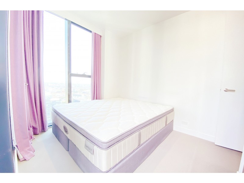 2008/160 Victoria Street, Carlton VIC 3053