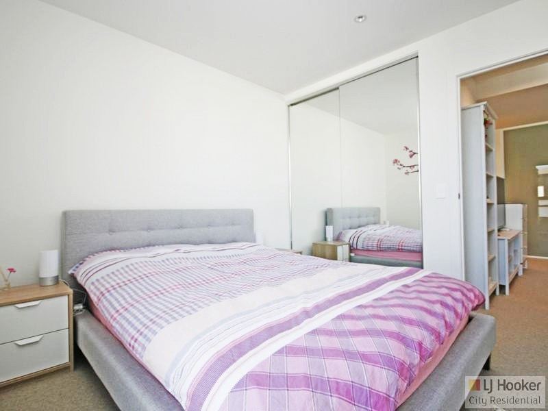 218/11 Bond Street, Caulfield North VIC 3161