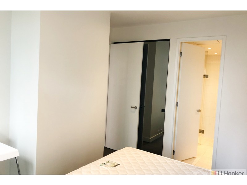 1310/120 A’beckett Street, Melbourne VIC 3000