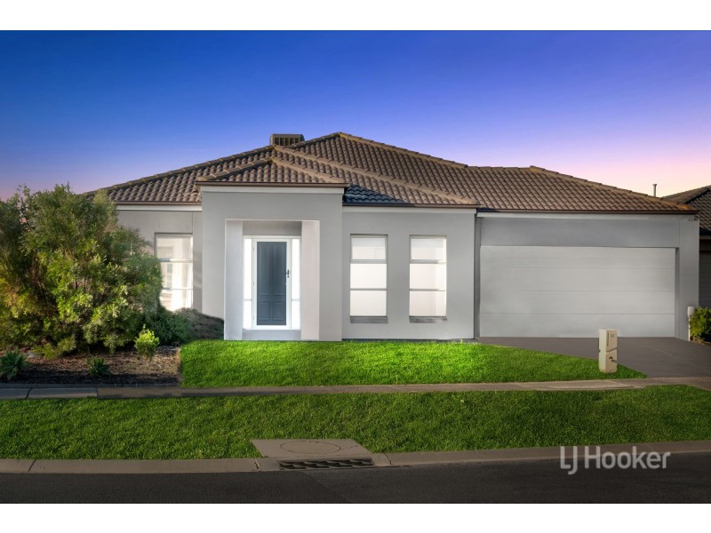 82 Fongeo Drive, Point Cook VIC 3030