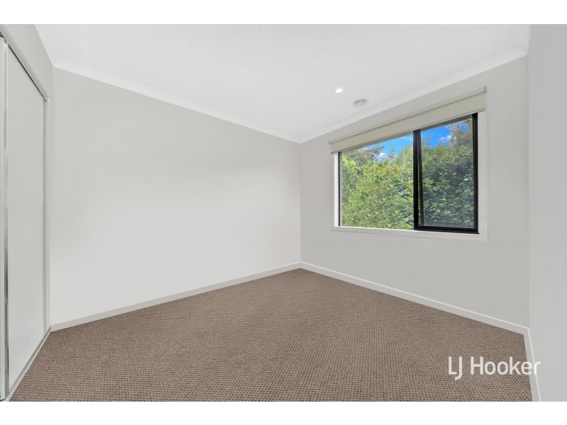 24 Quarter Circuit, Springvale VIC 3171