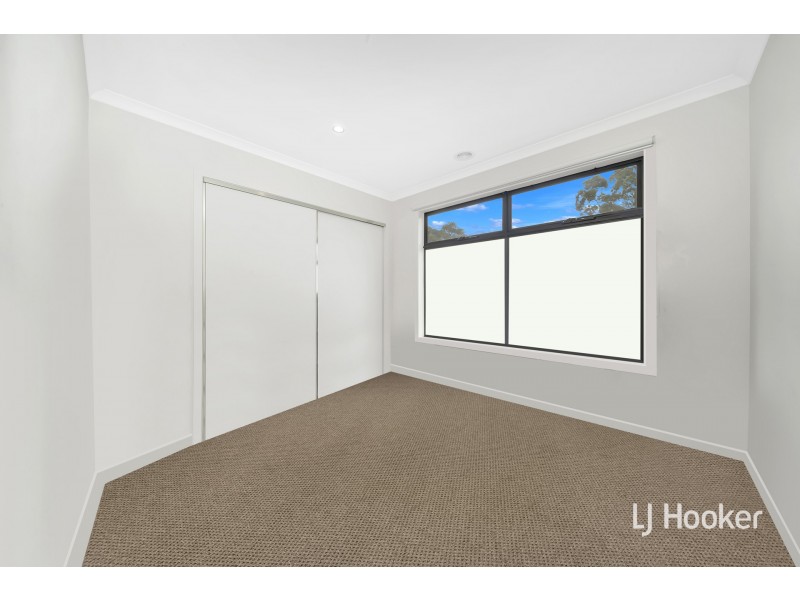24 Quarter Circuit, Springvale VIC 3171