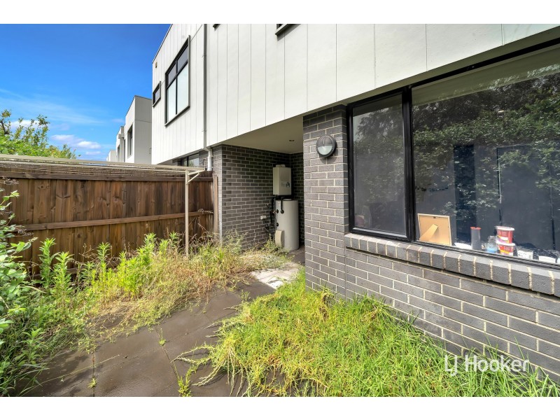24 Quarter Circuit, Springvale VIC 3171