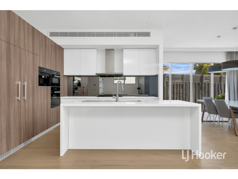 2/10A Iluka Street, Black Rock VIC 3193