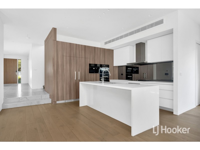 2/10A Iluka Street, Black Rock VIC 3193