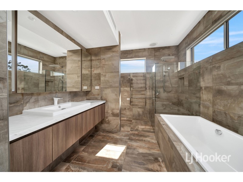 2/10A Iluka Street, Black Rock VIC 3193