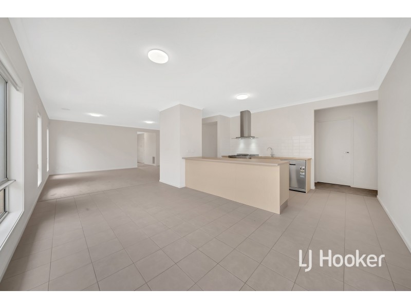 35 Narada Road, Truganina VIC 3029