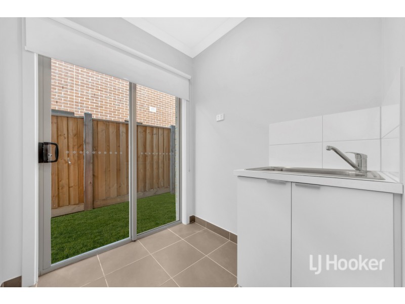76 Evesham Drive, Point Cook VIC 3030