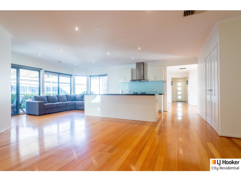 5 Princeton Drive, Keysborough VIC 3173