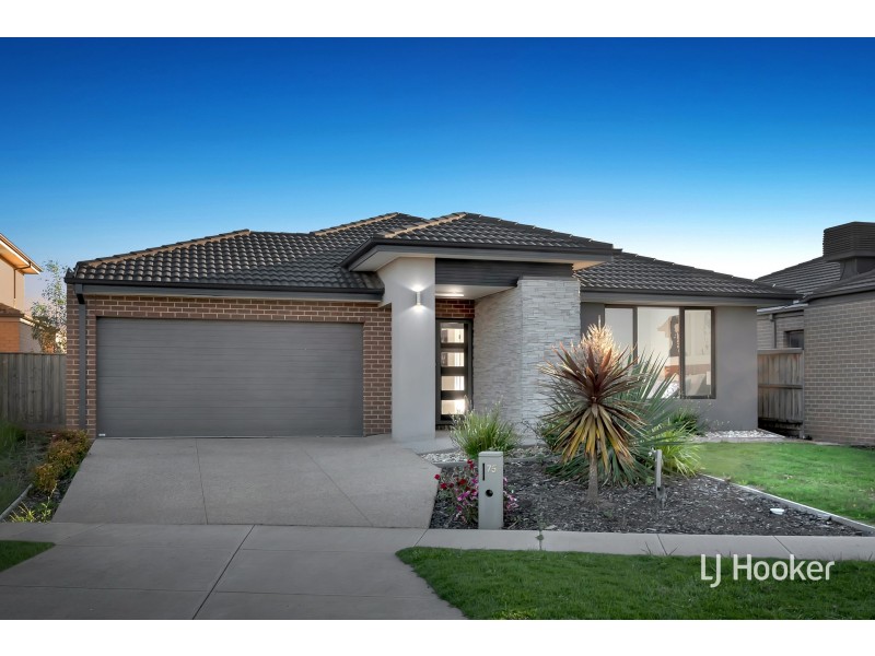 75 Bondi Parade, Point Cook VIC 3030