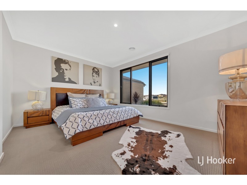75 Bondi Parade, Point Cook VIC 3030