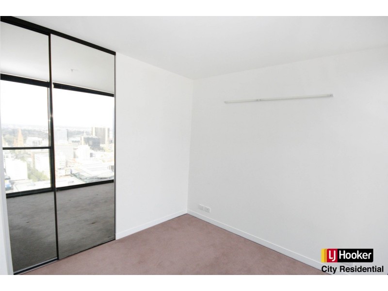 2205/19-31 A’beckett Street, Melbourne VIC 3000