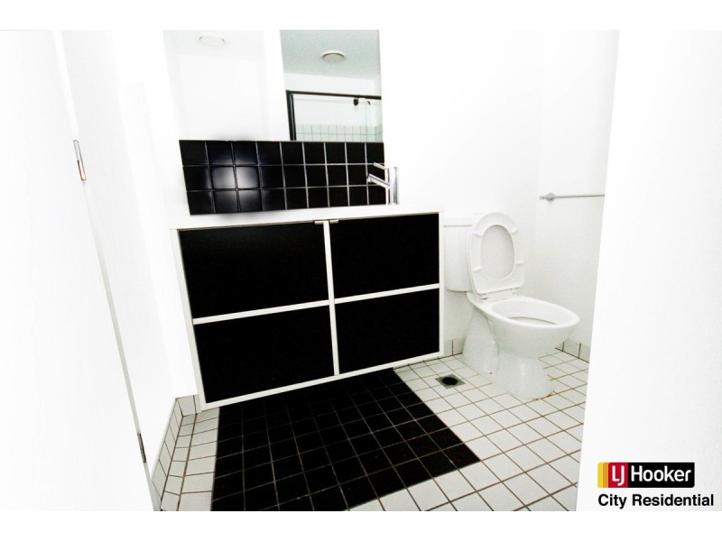 2205/19-31 A’beckett Street, Melbourne VIC 3000