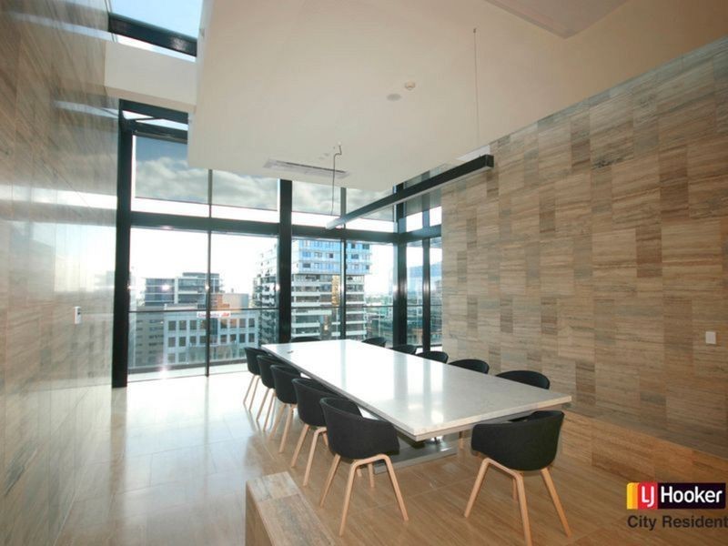 1316/555-557 St Kilda Road, Melbourne VIC 3000