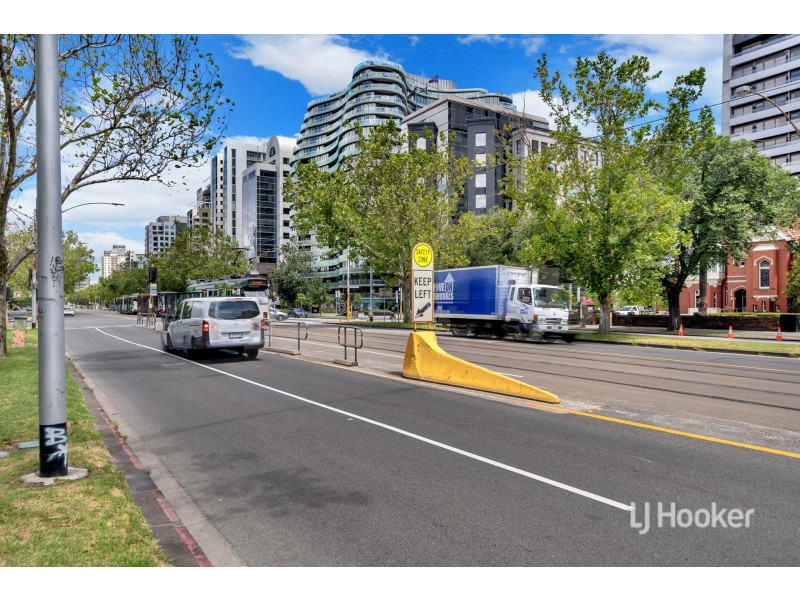 1316/555-557 St Kilda Road, Melbourne VIC 3000