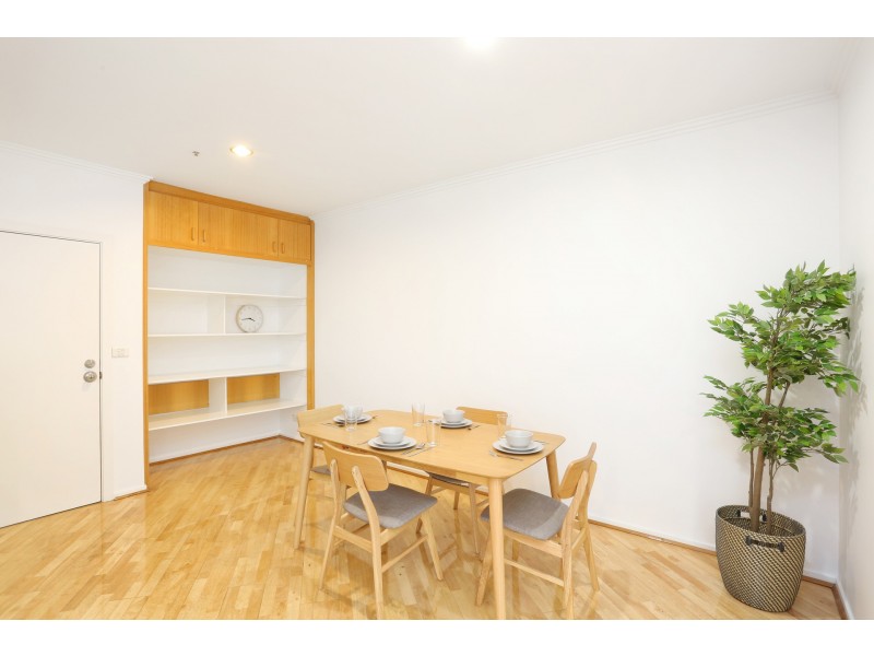 18/28-32 Southgate Avenue, Southbank VIC 3006