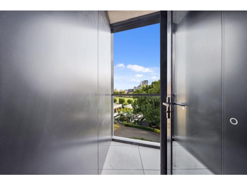 422/555 St Kilda Road, Melbourne VIC 3004