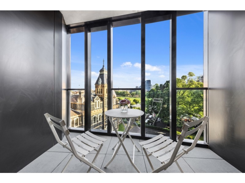 422/555 St Kilda Road, Melbourne VIC 3004