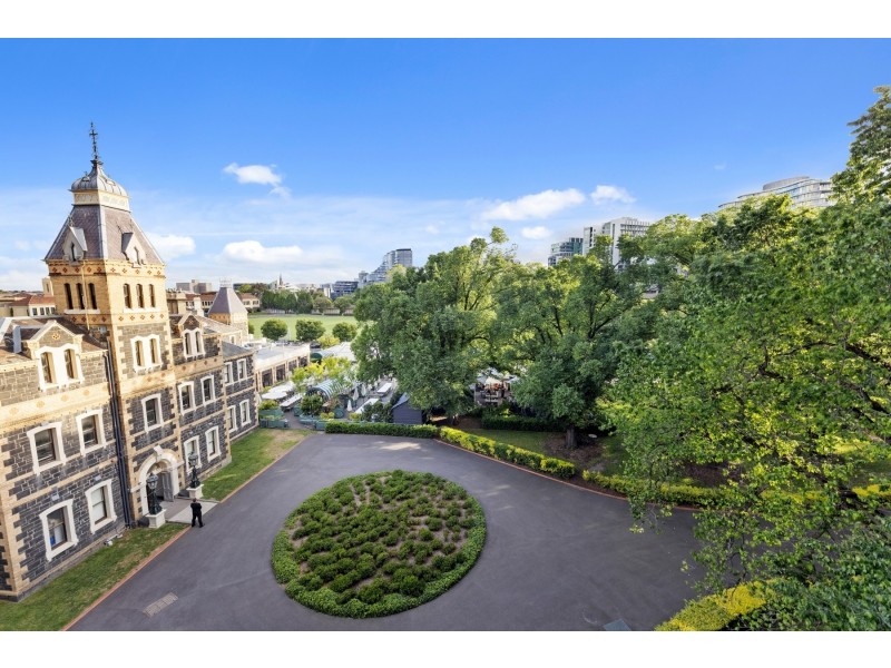 422/555 St Kilda Road, Melbourne VIC 3004