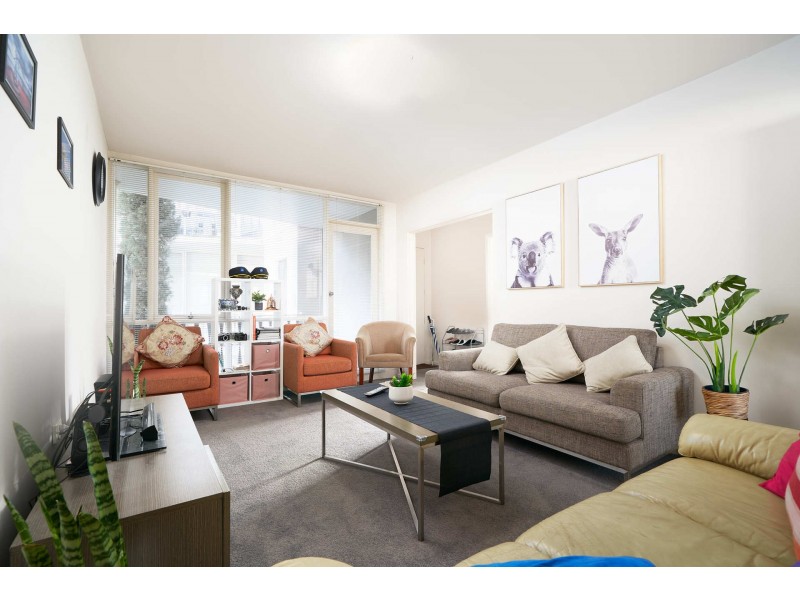 2/608 Bell Street, Preston VIC 3072