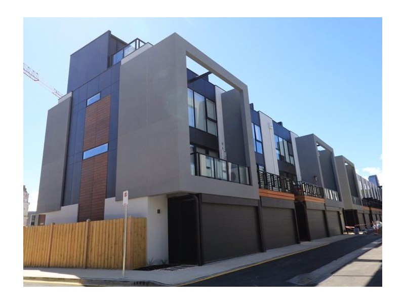 27 Kitchen Road, Port Melbourne VIC 3207