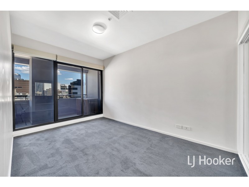 1612/250 Elizabeth Street, Melbourne VIC 3000