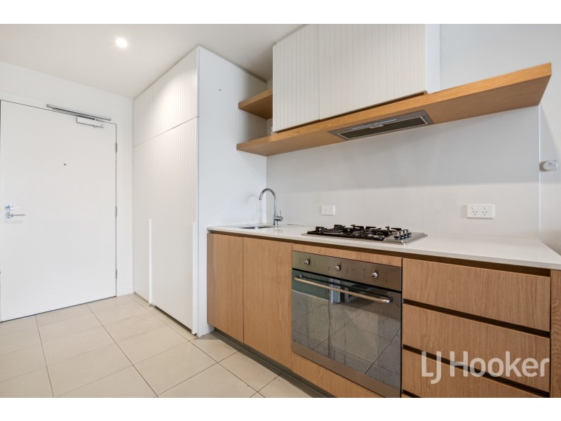 218/11 Bond Street, Caulfield North VIC 3161