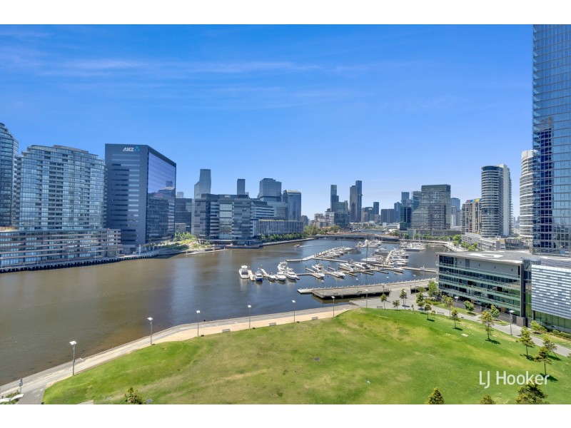 1005/1 Point Park Crescent, Docklands VIC 3008