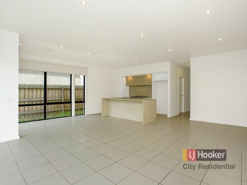 7 Yarra Bing Crescent, Burwood VIC 3125