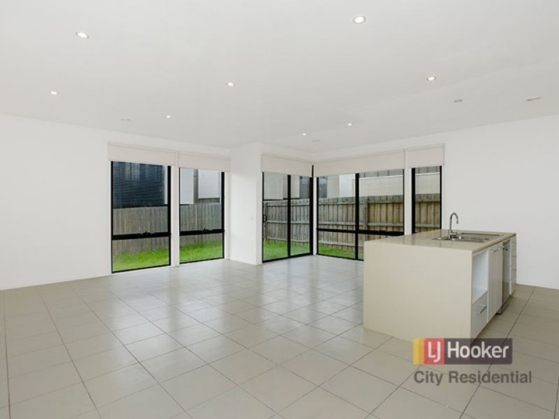 7 Yarra Bing Crescent, Burwood VIC 3125