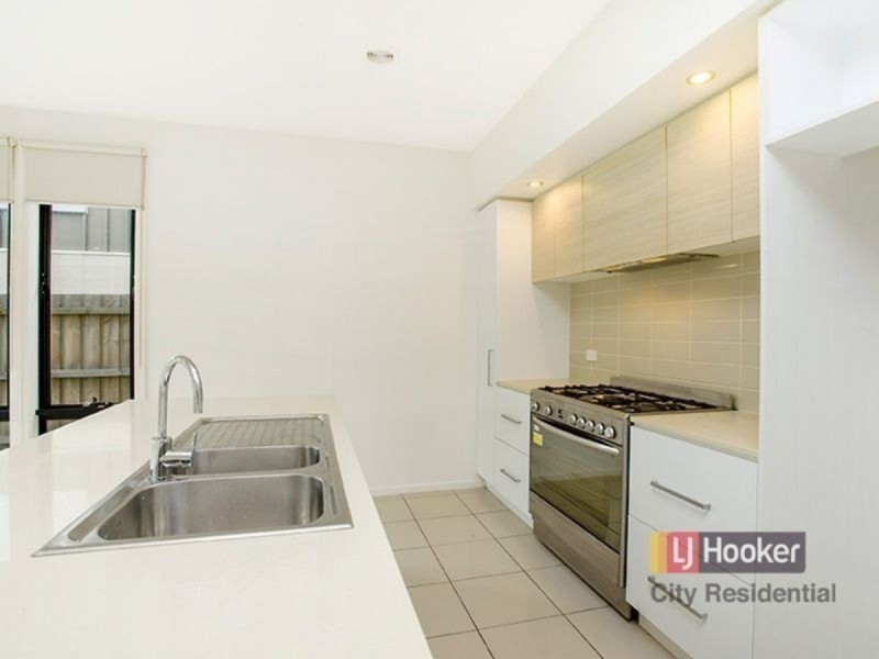 7 Yarra Bing Crescent, Burwood VIC 3125