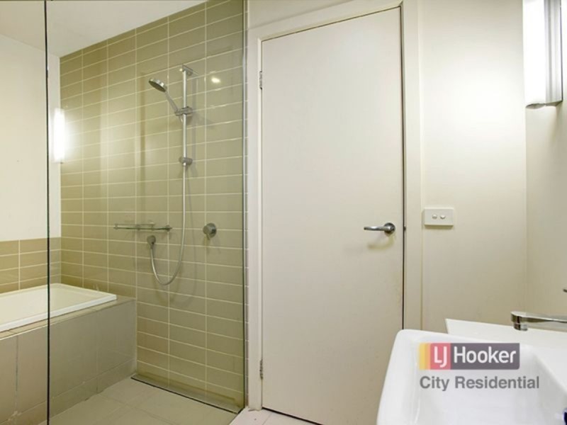 7 Yarra Bing Crescent, Burwood VIC 3125